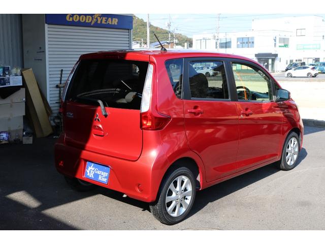 お客さまの満足がお客さまの幸せにつながり、私たちの幸せに成ると思っています。販売から車検・修理・買い取り・保険まで、お客さまと深く関わり一生涯のお付き合いができる企業でありたいと考えております。