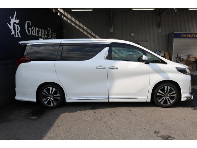 アルファード ２．５Ｓ　Ｃパッケージ　モデリスタエアロ　ツインムーンルーフ　後席モニター　デジタルインナーミラ―　両側パワースライドドア　パワーバックドア　シートベンチレーション　ドライブレコーダー　Ｂｌｕｅｔｏｏｔｈ　ＤＶＤ再生（4枚目）