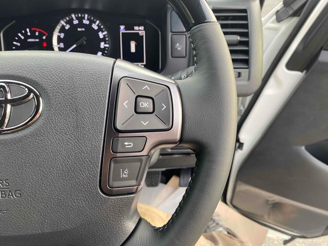 ハイエースバン ロングスーパーGL ダークプライムS クリアランスソナー レーンアシスト 衝突被害軽減システム 両側電動スライドドア オートマチックハイビーム オートライト スマートキー 電動格納ミラー CVT 100V電源 ESC エアコン(7枚目)