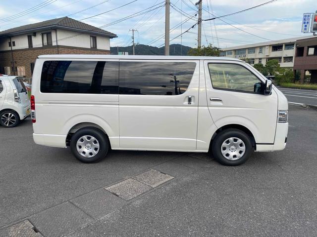 ハイエースバン ロングスーパーGL ダークプライムS クリアランスソナー レーンアシスト 衝突被害軽減システム 両側電動スライドドア オートマチックハイビーム オートライト スマートキー 電動格納ミラー CVT 100V電源 ESC エアコン(15枚目)