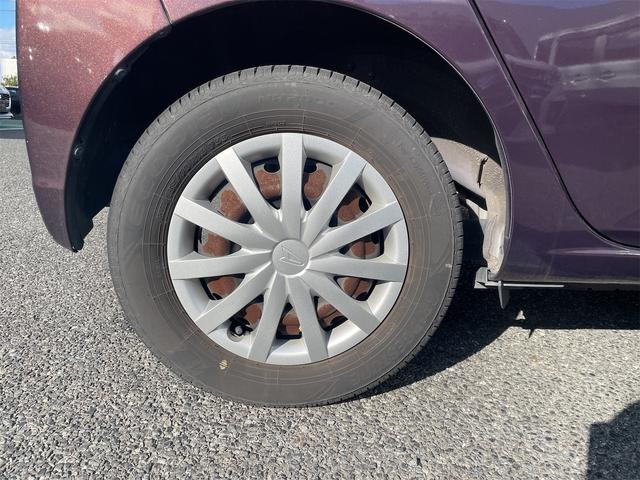ミライース Ｌ　オートライト　横滑り防止機能　衝突安全ボディ　アイドリングストップ　ナビゲーション　ＣＤ　マニュアルエアコン　ホイールキャップ（4枚目）