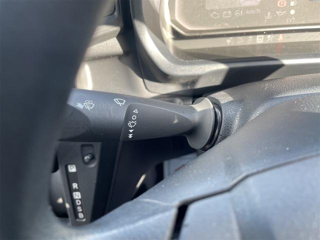 ミライース Ｌ　オートライト　横滑り防止機能　衝突安全ボディ　アイドリングストップ　ナビゲーション　ＣＤ　マニュアルエアコン　ホイールキャップ（7枚目）