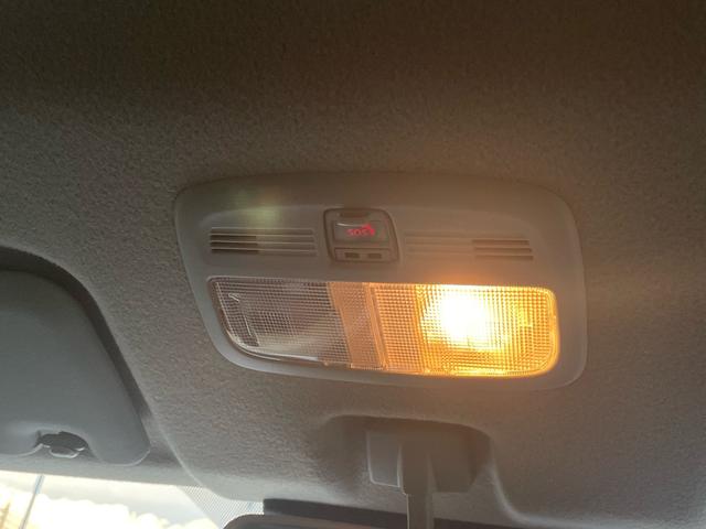 フロンクス １型　バックカメラ　オートライト　Ｂｌｕｅｔｏｏｔｈ　純正ナビ　プッシュスタート　シートヒーター　オートエアコン　スズキセーフティーサポート　衝突被害軽減システム　アイドリングストップ　衝突安全ボディ（24枚目）