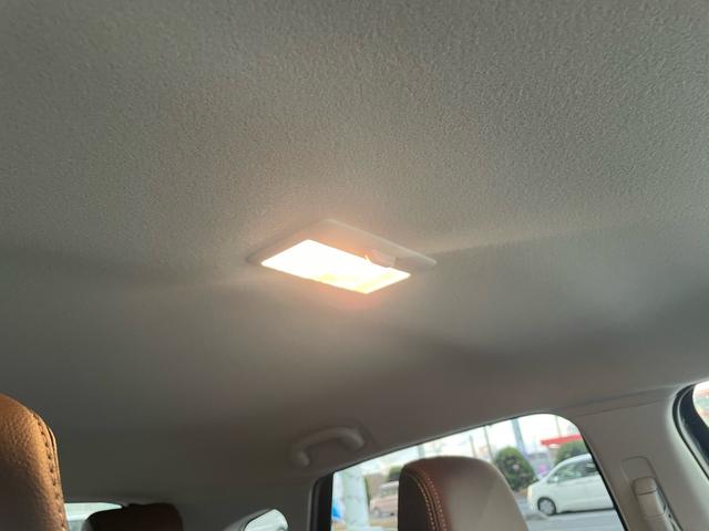 フロンクス １型　バックカメラ　オートライト　Ｂｌｕｅｔｏｏｔｈ　純正ナビ　プッシュスタート　シートヒーター　オートエアコン　スズキセーフティーサポート　衝突被害軽減システム　アイドリングストップ　衝突安全ボディ（43枚目）