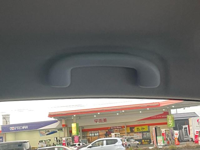 フロンクス １型　バックカメラ　オートライト　Ｂｌｕｅｔｏｏｔｈ　純正ナビ　プッシュスタート　シートヒーター　オートエアコン　スズキセーフティーサポート　衝突被害軽減システム　アイドリングストップ　衝突安全ボディ（44枚目）