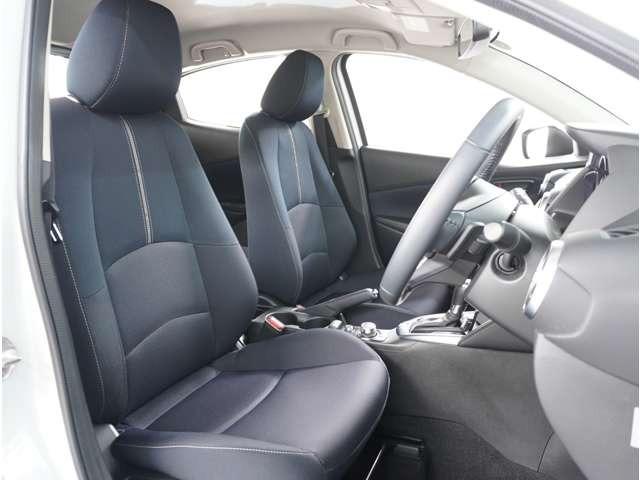 MAZDA2 1.5 15S プロアクティブ Sパッケージ 360°ビュー・モニター 純正ナビ 前後ド 全周囲 LED 衝突軽減装置 オートクルーズコントロール パーキングセンサー キーフリー DVD スマートキー フルセグ 盗難防止装置 フルオートエアコン(24枚目)