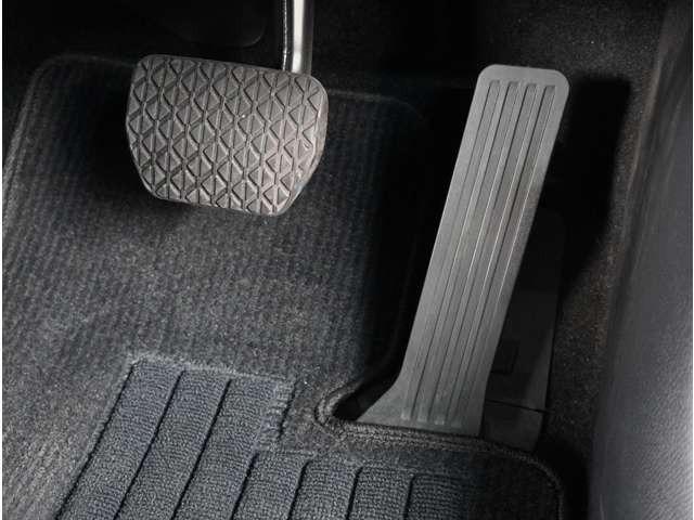 MAZDA2 1.5 15S プロアクティブ Sパッケージ 360°ビュー・モニター 純正ナビ 前後ド 全周囲 LED 衝突軽減装置 オートクルーズコントロール パーキングセンサー キーフリー DVD スマートキー フルセグ 盗難防止装置 フルオートエアコン(37枚目)