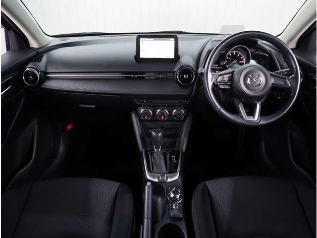 デミオ 1.5 15S ツーリング 360°ビュー・モニター 純正ナビ ETC コーナーソナー 地デジ インテリジェントキー Bカメラ DVD LEDヘッド 前席シートヒーター 横滑り防止装置 ETC アルミホイール 禁煙車 ABS(5枚目)