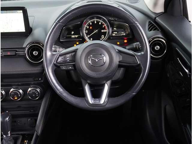 デミオ 1.5 15S ツーリング 360°ビュー・モニター 純正ナビ ETC コーナーソナー 地デジ インテリジェントキー Bカメラ DVD LEDヘッド 前席シートヒーター 横滑り防止装置 ETC アルミホイール 禁煙車 ABS(32枚目)