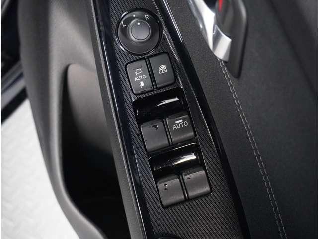 デミオ 1.5 15S ツーリング 360°ビュー・モニター 純正ナビ ETC コーナーソナー 地デジ インテリジェントキー Bカメラ DVD LEDヘッド 前席シートヒーター 横滑り防止装置 ETC アルミホイール 禁煙車 ABS(33枚目)