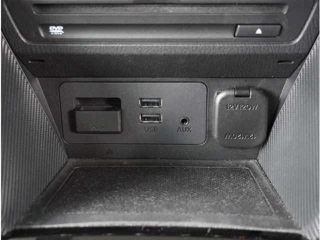 デミオ 1.5 15S ツーリング 360°ビュー・モニター 純正ナビ ETC コーナーソナー 地デジ インテリジェントキー Bカメラ DVD LEDヘッド 前席シートヒーター 横滑り防止装置 ETC アルミホイール 禁煙車 ABS(53枚目)