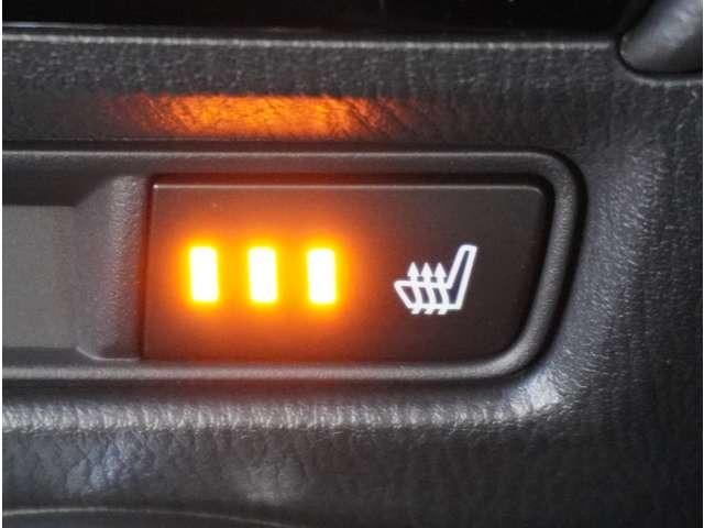 �y�V�[�g�q�[�^�[�z�������ɏd�󂷂�V�[�g�q�[�^�[�B�G�A�R����葁���c���牷�߂Ă����̂Ŋ�����̕������S�ł��B�G�A�R���̉����͊������邩����A�Ƃ������ɂ����������߂ł��B