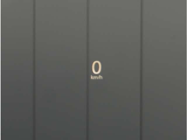 �y�A�N�e�B�u�E�h���C�r���O�E�f�B�X�v���C�z���݂̑��x�⑖�s�����f�W�^���\���ŉ^�]�ȑO���̃K���X�ɓ��e�B�^�]���A�ڐ�����炳���K�v�ȏ����m�F�ł���̂łƂ��Ă��֗��ň��S�ł��B