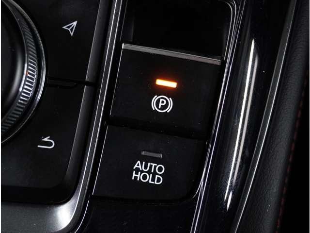 �y�d���p�[�L���O�u���[�L�z��ň��������̃T�C�h�u���[�L�⑫���ݎ��̃T�C�h�u���[�L�̑���ƂȂ���̂ŁA�w��̊ȒP����Ńp�[�L���O�u���[�L���쓮��������������肷�邱�Ƃ��\�ł��B