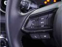 【ステアリングスイッチ】運転中、前方から目線をそらすことなく、オーディオ等の操作が可能な便利機能。安心&快適ドライブにはマストな装備。