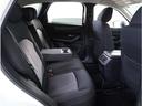【座り心地の良い後部座席】後部座席もスペース広々です。ロングドライブも快適にお楽しみいただけます!室内気になるニオイもありません。