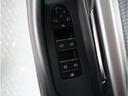 【パワーウインドウ】当然パワーウインドウが付いております。窓の開閉はボタン一つで楽々、必須装備ですね。