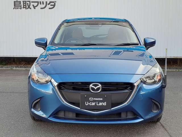 １３Ｓテーラードブラウン　マツダ認定中古車　安心保証付き　修復歴なし　ワンオーナー　ナビ　ＣＤ　ＤＶＤ　フルセグ　Ｂｌｕｅｔｏｏｔｈ　バックカメラ　オートエアコン　衝突被害軽減ブレーキ　シートヒーター　アルミホイール(3枚目)