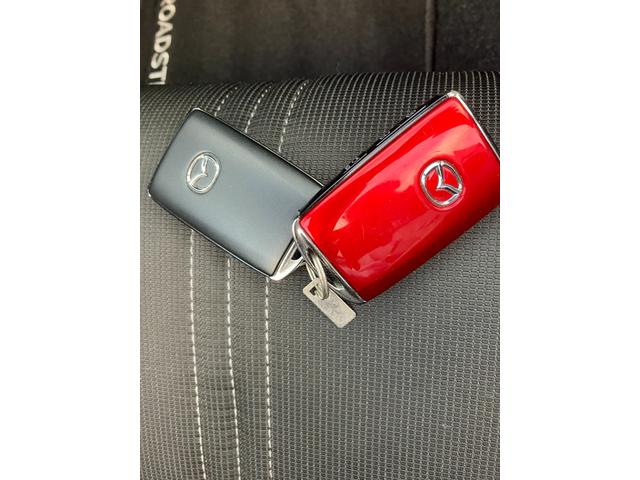 ロードスター Ｓスペシャルパッケージ　マツダ認定中古車　衝突被害軽減ブレーキ　ＬＥＤヘッドランプ　バックカメラ　車線逸脱警報装置　ブラインドスポットモニター　パーキングセンサー　フルセグ　スマートキー　シートヒーター　アルミホイール（46枚目）