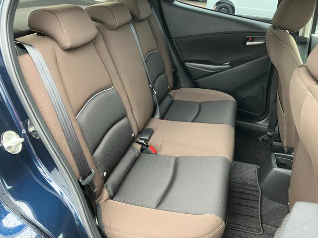 MAZDA2 15Sプロアクティブ スマートエディションII AWD マツダ認定中古車 全周囲カメラ LEDヘッドライト シートヒーター 衝突被害軽減ブレーキ レーダークルーズ ブラインドスポットモニタリング パーキングセンサー 車線逸脱警報システム(18枚目)