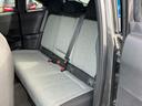 後部座席もご覧下さい。とても綺麗な状態ですよ。一度ご来店頂いて、実際に座って頂けると、良さがもっと伝わるかと思います。