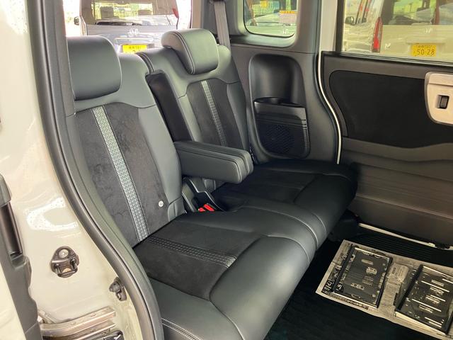 N-BOXカスタム Lターボ スタイル+ブラック(10枚目)