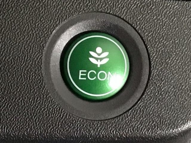 ステップワゴンスパーダ スパーダ・クールスピリットホンダセンシング　ＬＥＤ・フルセグ・メモリナビ・バックカメラ・シートヒーター・両側電動ドア・ＥＴＣ　サイドエアバック　スマートキ　アラウンドビューモニター　左右電動スライドドア　バックモニタ　地ＴＶ　ナビ＆ＴＶ　ＵＳＢ（11枚目）