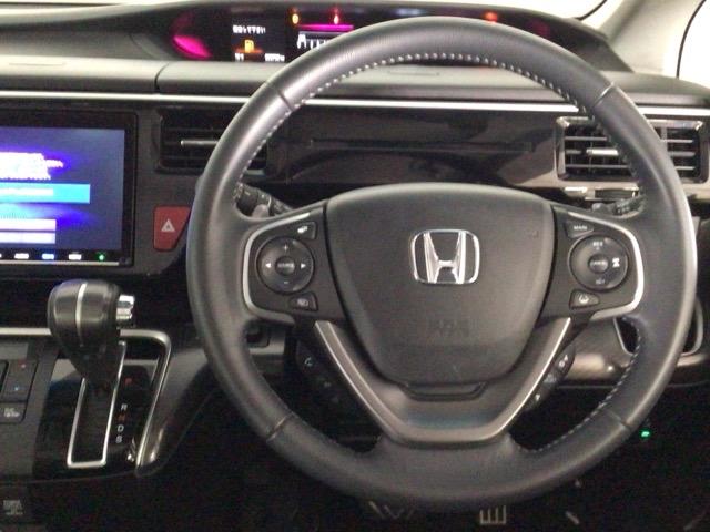 ステップワゴンスパーダ スパーダ・クールスピリットホンダセンシング　ＬＥＤ・フルセグ・メモリナビ・バックカメラ・シートヒーター・両側電動ドア・ＥＴＣ　サイドエアバック　スマートキ　アラウンドビューモニター　左右電動スライドドア　バックモニタ　地ＴＶ　ナビ＆ＴＶ　ＵＳＢ（12枚目）