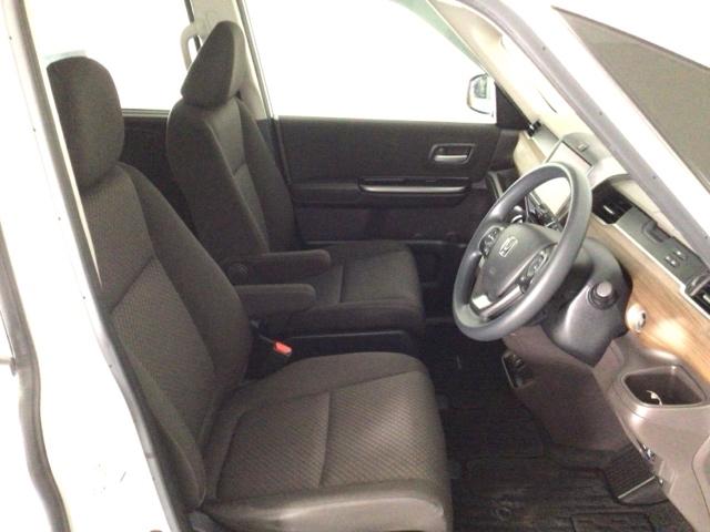 フリード Ｇ・ホンダセンシング　ＬＥＤ・フルセグ・メモリナビ・ＤＶＤ・バックカメラ・両側電動ドア・ＥＴＣ　Ｆセグ　追突被害軽減ブレーキ　ｉストップ　Ｗエアバッグ　パワーウィンドウ　アクティブクルーズコントロール　スマートキ　ＶＳＡ（32枚目）