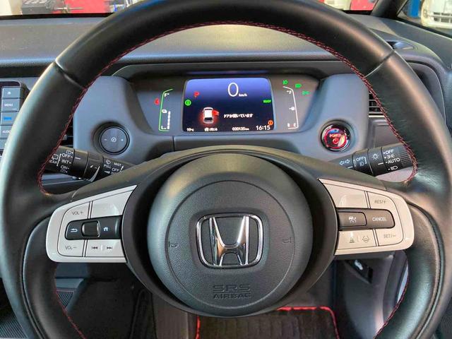 フィット e:HEVホーム ドライブレコーダー ETC バックカメラ ナビ TV クリアランスソナー オートクルーズコントロール アルミホイール オートライト スマートキー 電動格納ミラー ABS ESC CD DVD再生(2枚目)