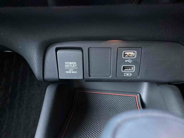 フィット e:HEVホーム ドライブレコーダー ETC バックカメラ ナビ TV クリアランスソナー オートクルーズコントロール アルミホイール オートライト スマートキー 電動格納ミラー ABS ESC CD DVD再生(9枚目)