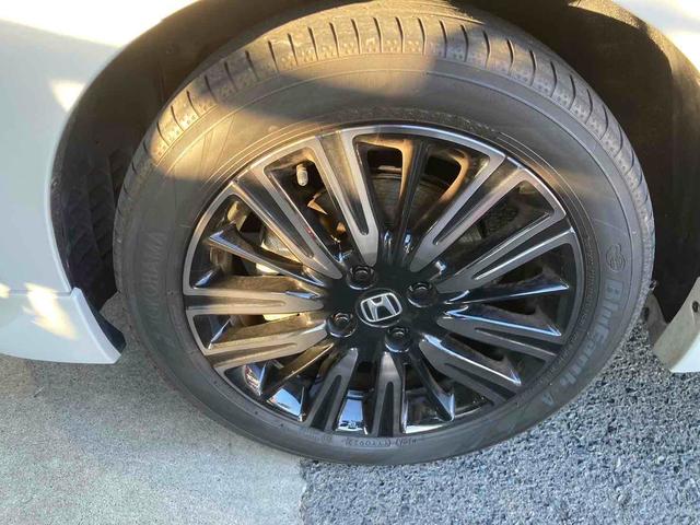 フィット e:HEVホーム ドライブレコーダー ETC バックカメラ ナビ TV クリアランスソナー オートクルーズコントロール アルミホイール オートライト スマートキー 電動格納ミラー ABS ESC CD DVD再生(31枚目)