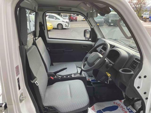 キャリイトラック 　４ＷＤ　ＡＴ　衝突被害軽減システム　クリアランスソナー　レーンアシスト　アイドリングストップ　ＥＳＣ　エアコン　パワーウィンドウ（8枚目）