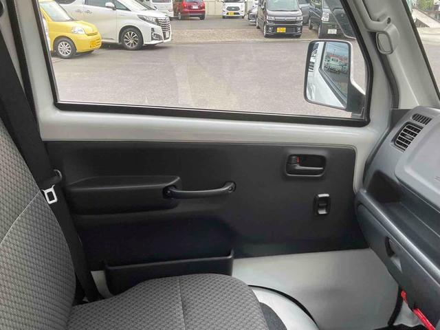 キャリイトラック ＫＸ　軽トラック　ＭＴ　衝突被害軽減システム　レーンアシスト　ＥＴＣ　ＥＳＣ　エアコン　パワーウィンドウ　運転席エアバッグ　助手席エアバッグ　ＣＤ　ミュージックプレイヤー接続可（15枚目）