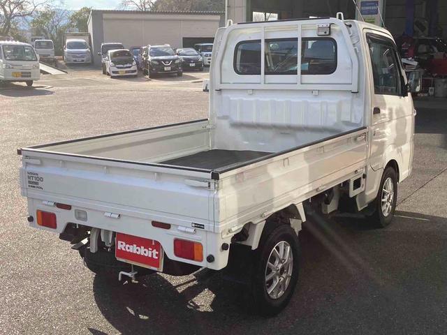 ＮＴ１００クリッパートラック 　４ＷＤ　軽トラック　ＭＴ　アルミホイール　ＥＳＣ　エアコン　運転席エアバッグ　助手席エアバッグ（11枚目）