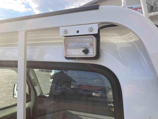 ＮＴ１００クリッパートラック 　４ＷＤ　軽トラック　ＭＴ　アルミホイール　ＥＳＣ　エアコン　運転席エアバッグ　助手席エアバッグ（14枚目）