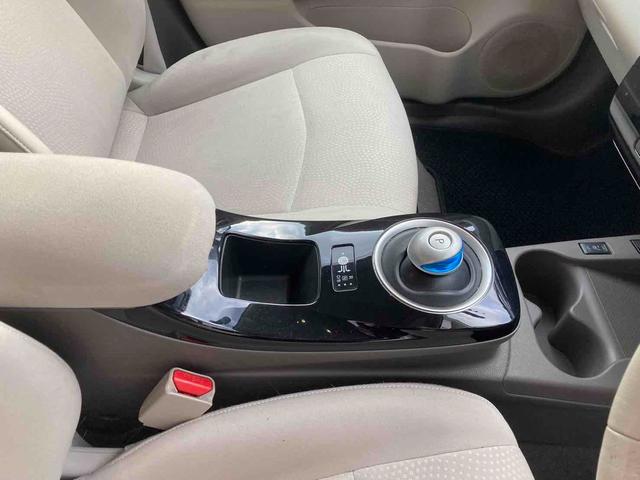 リーフ Ｇ　バックカメラ　ナビ　ＴＶ　オートクルーズコントロール　アルミホイール　電動格納ミラー　シートヒーター　ＣＶＴ　盗難防止システム　衝突安全ボディ　ＡＢＳ　ＥＳＣ　ＣＤ　ミュージックプレイヤー接続可（10枚目）