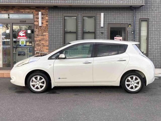 リーフ Ｇ　バックカメラ　ナビ　ＴＶ　オートクルーズコントロール　アルミホイール　電動格納ミラー　シートヒーター　ＣＶＴ　盗難防止システム　衝突安全ボディ　ＡＢＳ　ＥＳＣ　ＣＤ　ミュージックプレイヤー接続可（15枚目）