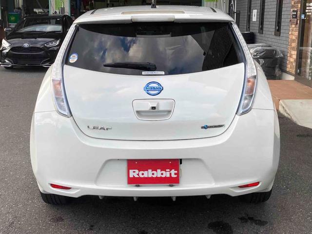 リーフ Ｇ　バックカメラ　ナビ　ＴＶ　オートクルーズコントロール　アルミホイール　電動格納ミラー　シートヒーター　ＣＶＴ　盗難防止システム　衝突安全ボディ　ＡＢＳ　ＥＳＣ　ＣＤ　ミュージックプレイヤー接続可（17枚目）