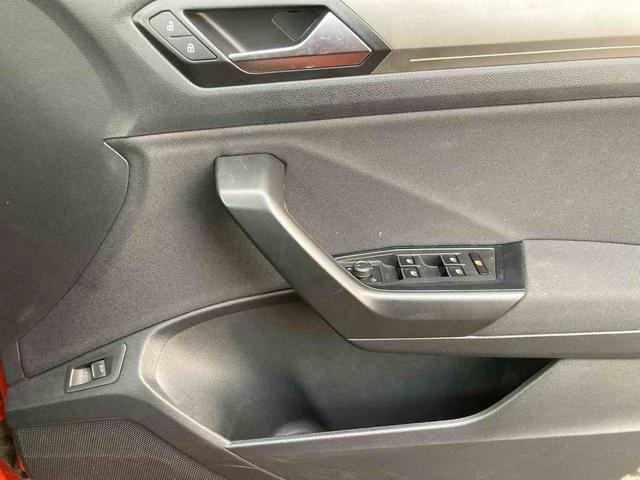 Ｔ－ロック 　ＥＴＣ　バックカメラ　クリアランスソナー　オートクルーズコントロール　レーンアシスト　衝突被害軽減システム　ナビ　オートライト　ＬＥＤヘッドランプ　ヘッドライトウォッシャー　電動リアゲート（12枚目）