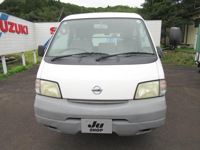 バネットバン ＤＸ　コラムＡＴ　車検８年６月　パートタイム４ＷＤ　両側スライドドア　６人乗り　プライバシーガラス　間仕切りカーテン（14枚目）