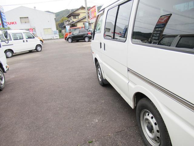 バネットバン ＤＸ　コラムＡＴ　車検８年６月　パートタイム４ＷＤ　両側スライドドア　６人乗り　プライバシーガラス　間仕切りカーテン（20枚目）