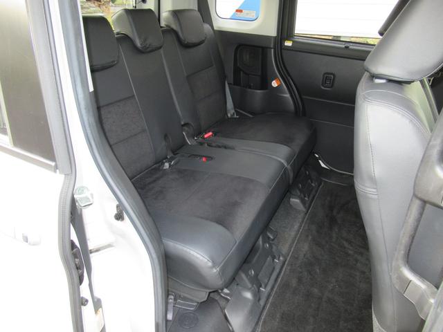 トール カスタムＧ　ＳＡＩＩ　エアロエディション　フルタイム４ＷＤ　車検整備付　ワンオーナー　純正ナビ＋ＴＶ＋Ｂｌｕｅｔｏｏｔｈ接続可　全方位カメラ　ＬＥＤヘッドランプ　両側パワースライドドア　社外２カメラドラレコ　スマートキー（22枚目）