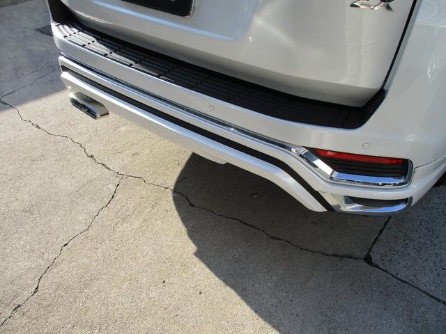 ランドクルーザー ＺＸ　メーカーＳＤナビ・ＪＢＬプレミアムＳＳ・リアエンターＳ・ムーンルーフ・ニュートラルベージュ本革Ｓ・ルーフレール・クールＢＯＸ・ＩＴＳコネクト・モデリスタエアロキット＆マフラーＣ・デフロック・寒冷地仕様（9枚目）