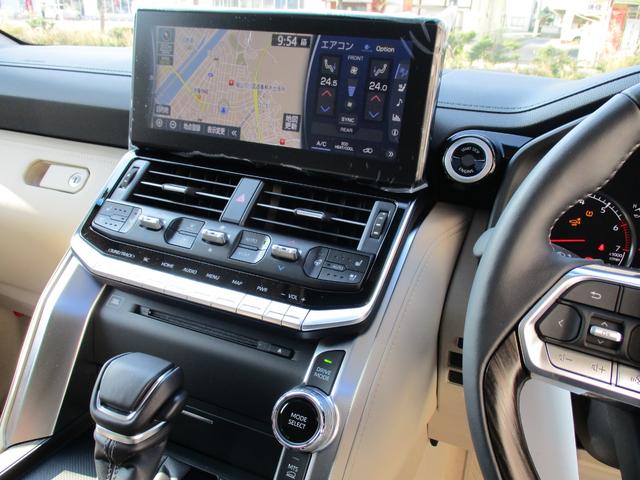 ランドクルーザー ＺＸ　メーカーＳＤナビ・ＪＢＬプレミアムＳＳ・リアエンターＳ・ムーンルーフ・ニュートラルベージュ本革Ｓ・ルーフレール・クールＢＯＸ・ＩＴＳコネクト・モデリスタエアロキット＆マフラーＣ・デフロック・寒冷地仕様（14枚目）