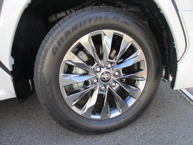 ランドクルーザー ＺＸ　メーカーＳＤナビ・ＪＢＬプレミアムＳＳ・リアエンターＳ・ムーンルーフ・ニュートラルベージュ本革Ｓ・ルーフレール・クールＢＯＸ・ＩＴＳコネクト・モデリスタエアロキット＆マフラーＣ・デフロック・寒冷地仕様（32枚目）