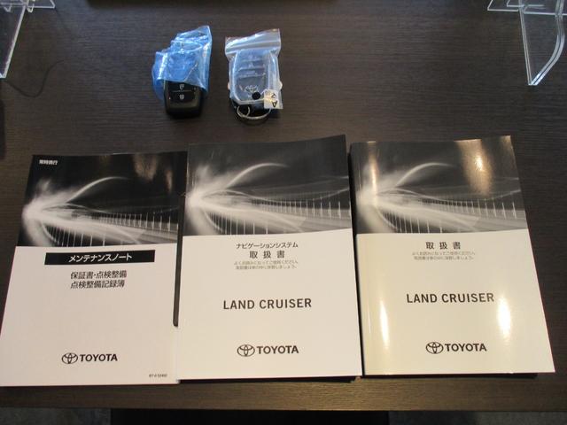 ランドクルーザー ＺＸ　メーカーＳＤナビ・ＪＢＬプレミアムＳＳ・リアエンターＳ・ムーンルーフ・ニュートラルベージュ本革Ｓ・ルーフレール・クールＢＯＸ・ＩＴＳコネクト・モデリスタエアロキット＆マフラーＣ・デフロック・寒冷地仕様（34枚目）