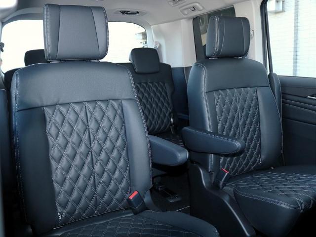 デリカD:5 ブラックエディション ランクル岡山店 試乗車/ディーゼル/7人乗り/BIG-X11インチナビ/10インチフリップ/リフトアップ&ショック/FLEXテールランプ/JAOSカスタム/アルパイン11インチナビ/ETC(8枚目)