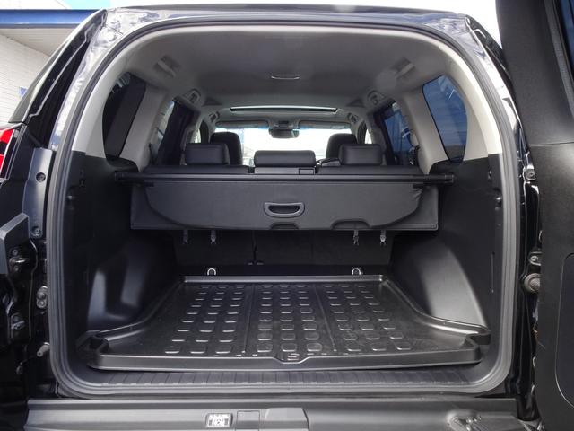 TOYOTA LAND CRUISER PRADO TX L PACKAGE