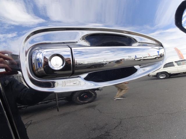 TOYOTA LAND CRUISER PRADO TX L PACKAGE